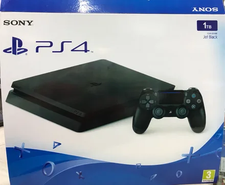 Capa PS4 Slim 1TB