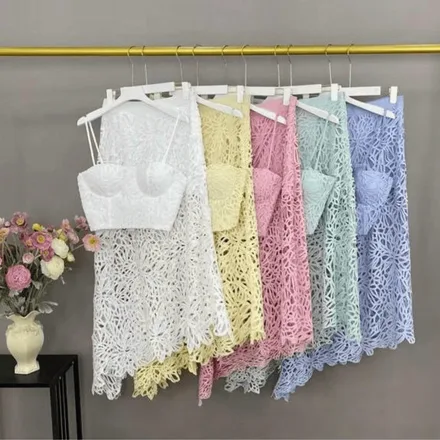 CONJUNTO SAIA COM BLUSA