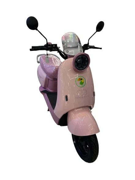 Moto Q5
