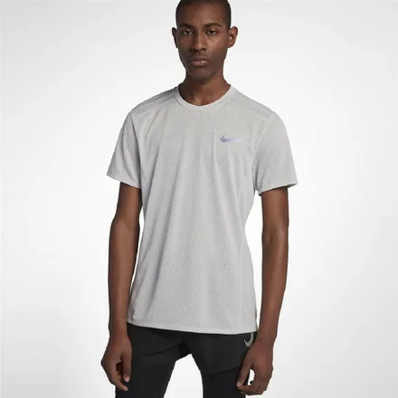 Camiseta Nike Masculino 100L