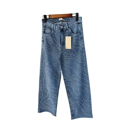 JEANS FEMININO BRILHO COMPLETO