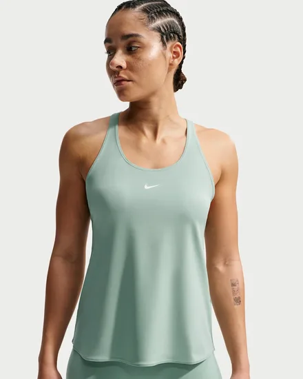 NIKE CAMISILLA FEM NP DF TANK ELASTIKA IB9900006 VERDE (T) M