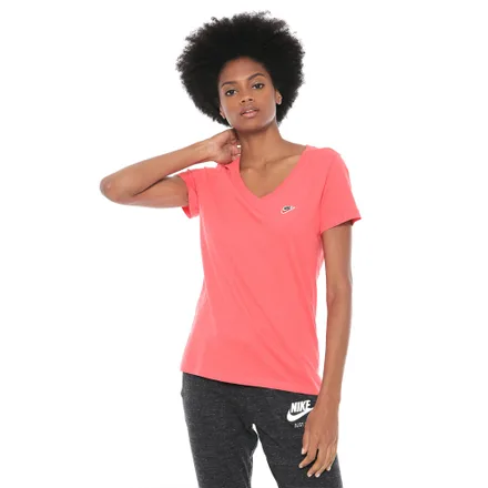 Camiseta Nike Feminino AR5368850 S – Rosa