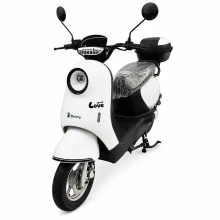 Moto U8