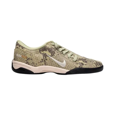 Calzado Deportivo Nike Total 90 SE Femenino