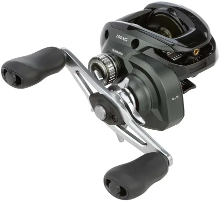 SHIMANO REEL CURADO 200XG