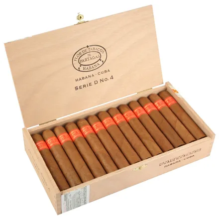 Partagas Serie 4 Caja Con 25
