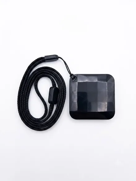 TODOO RASTREADOR FIND MY IOS CUADRADO NEGRO