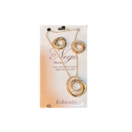 CONJUNTO FOLHEADO ENROLADO CRAVEJADO DOURADO