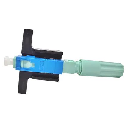 F. CONECTOR RAPIDO SC-UPC CLICK REUTILIZAVEL IURON