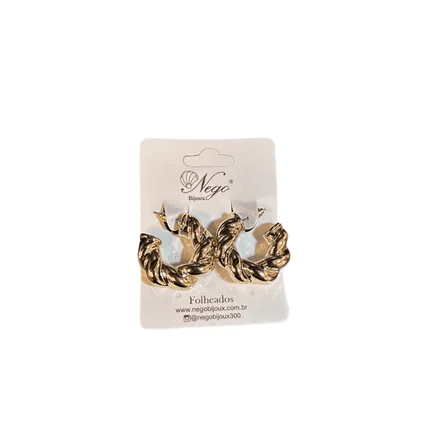 BRINCO FOLHEADO ARGOLA TORCIDO DOURADO