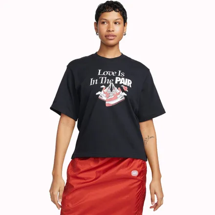 Camiseta Nike Feminina Sportswear 010